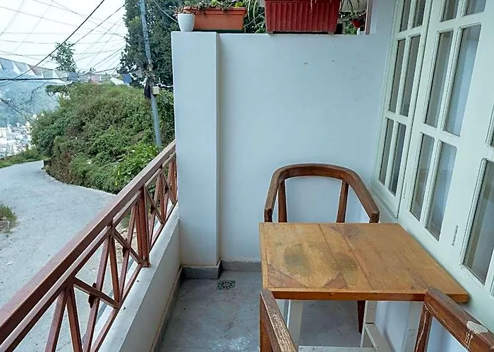 Monkey Temple Hotel 3*